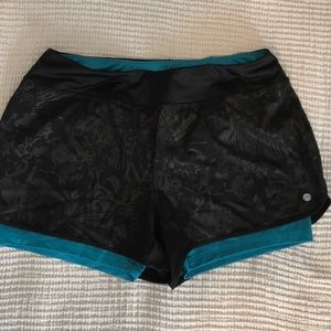 Apana running shorts with rash guard liner